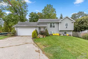 6487 36th Ave, Hudsonville, MI 49426 - Photo 1