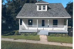 206 S Washington St, Hastings, MI 49058 - Photo 1