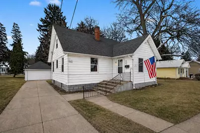 314 Chippewa Street, Buchanan, MI 49107 - Photo 1
