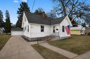 314 Chippewa St, Buchanan, MI 49107 - Photo 1