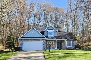 160 Laguna Cir, Kalamazoo, MI 49009 - Photo 1