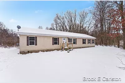2742 Strand Road, Muskegon, MI 49445 - Photo 1
