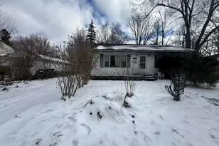 1308 Colgrove Ave, Kalamazoo, MI 49048 - Photo 1
