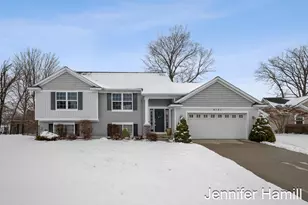 4121 Savannah Ct SW, Grandville, MI 49418 - Photo 1