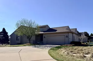 1554 E Harbour Towne Cir, Muskegon, MI 49441 - Photo 1