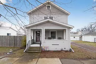 907 Sixth St, Jackson, MI 49203 - Photo 1