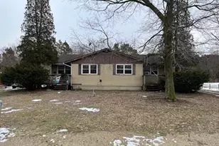 16710 136th Ave, Nunica, MI 49448 - Photo 1