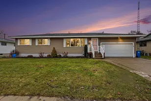 938 Hampden Rd, Muskegon, MI 49441 - Photo 1