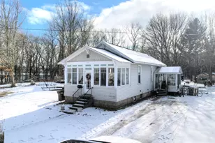 1389 W Laketon Ave, Muskegon, MI 49441 - Photo 1