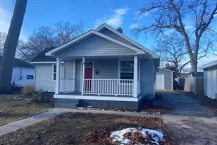 1406 Mills Ave, Muskegon, MI 49445 - Photo 1