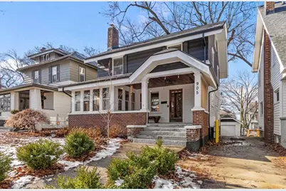 905 Calvin Avenue SE, Grand Rapids, MI 49506 - Photo 1