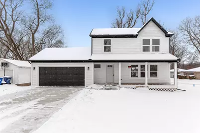 1104 Tecumseh Avenue, Waterford, MI 48327 - Photo 1