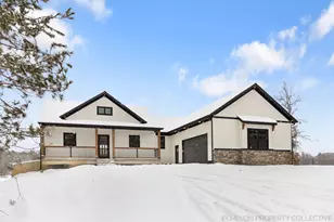 3317 E Sternberg Rd, Fruitport, MI 49415 - Photo 1