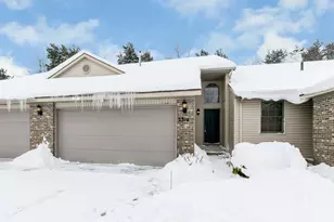 2314 S Highland View Cir SE, Grand Rapids, MI 49506 - Photo 1