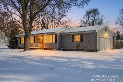 2302 Northwest Avenue, Lansing, MI 48906 - Photo 1