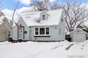 265 W 21st St, Holland, MI 49423 - Photo 1