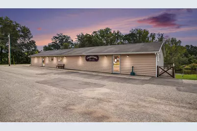 1021 W Front Street, Buchanan, MI 49107 - Photo 1