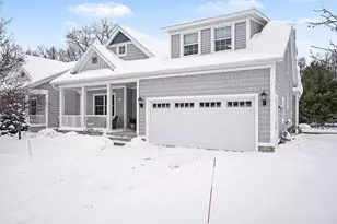 627 Parkview Ave, Spring Lake, MI 49456 - Photo 1