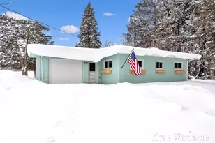 262 40th St, Allegan, MI 49010 - Photo 1