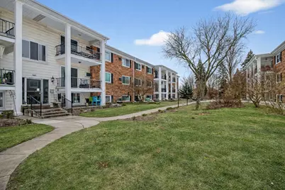 806 W Michigan #202E Avenue, Jackson, MI 49202 - Photo 1