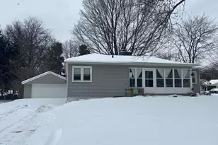 400 Colfax St, Jackson, MI 49203 - Photo 1