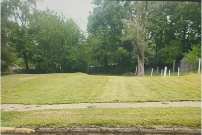 910 W Grove Street, Greenville, MI 48838 - Photo 1