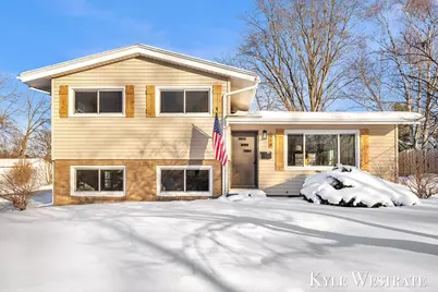 918 S Broas Street, Belding, MI 48809 - Photo 1