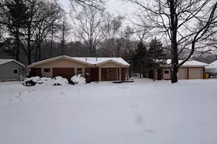 9690 W Silver Lake Rd, Mears, MI 49436 - Photo 1