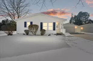 420 Blenheim Pl, Lansing, MI 48906 - Photo 1