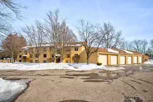 300 Farington Blvd, Holland, MI 49423 - Photo 1