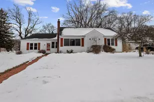 308 River St, Hillsdale, MI 49242 - Photo 1