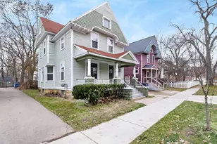 712 W Vine St, Kalamazoo, MI 49008 - Photo 1