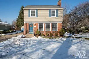 2477 Riverside Dr NE, Grand Rapids, MI 49505 - Photo 1