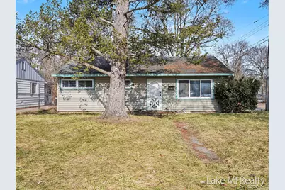 38 W Coolidge Avenue W, Battle Creek, MI 49037 - Photo 1
