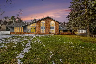 5060 Glenway Drive, Brighton, MI 48116 - Photo 1