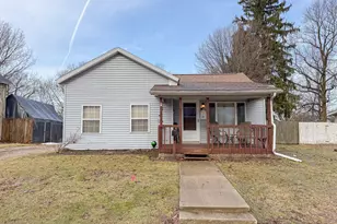 409 W Railroad St, Dowagiac, MI 49047 - Photo 1