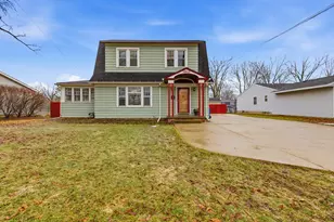 1922 Burton St SE, Grand Rapids, MI 49506 - Photo 1