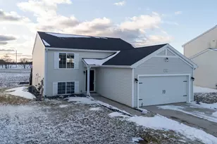 8142 W Sturtevant Ave, Richland, MI 49083 - Photo 1