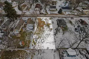 2301 Oxford St, Kalamazoo, MI 49004 - Photo 1