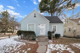 2142 Kalamazoo Ave SE, Grand Rapids, MI 49507 - Photo 1