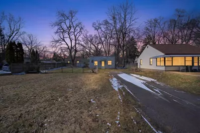 310 21st Street, Jackson, MI 49203 - Photo 1