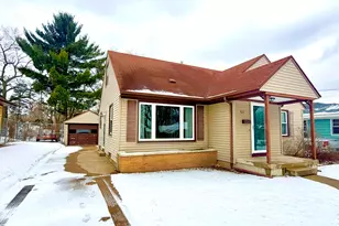 925 Burke Ave NE, Grand Rapids, MI 49503 - Photo 1