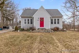 6914 Young Ave NE, Rockford, MI 49341 - Photo 1
