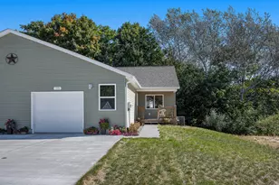 193 Devonwood Dr, Shelby, MI 49455 - Photo 1