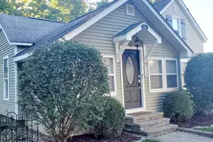 524 Hickory St, Milford, MI 48381 - Photo 1