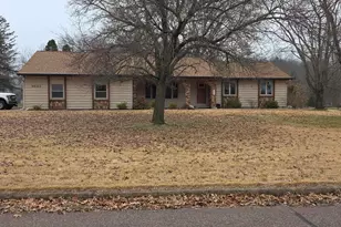 9543 Oakview Dr, Portage, MI 49024 - Photo 1