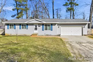 3142 Glenrick Ave, Muskegon, MI 49442 - Photo 1