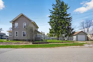 406 E McDevitt Ave, Jackson, MI 49203 - Photo 1