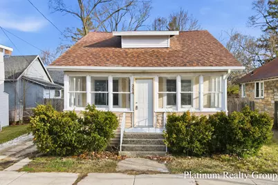 254 W Southern Avenue, Muskegon, MI 49441 - Photo 1