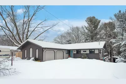 17982 N Fruitport Road, Spring Lake, MI 49456 - Photo 1
